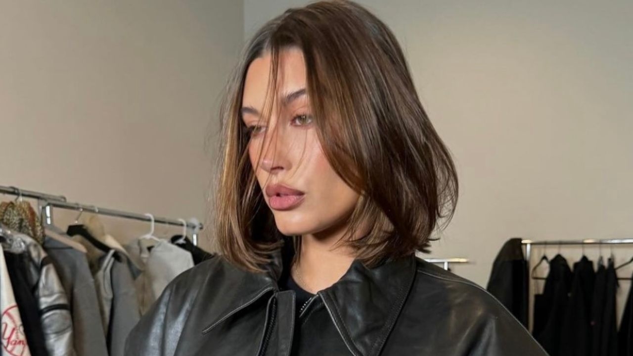 Hailey Bieber ensina grávidas a lidar com o calor