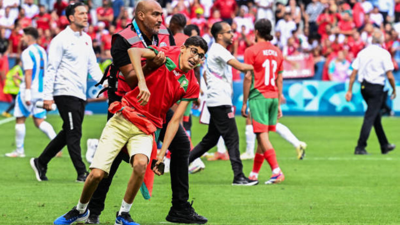 Jogadores e equipes se manifestam após partida conturbada entre Marrocos e Argentina