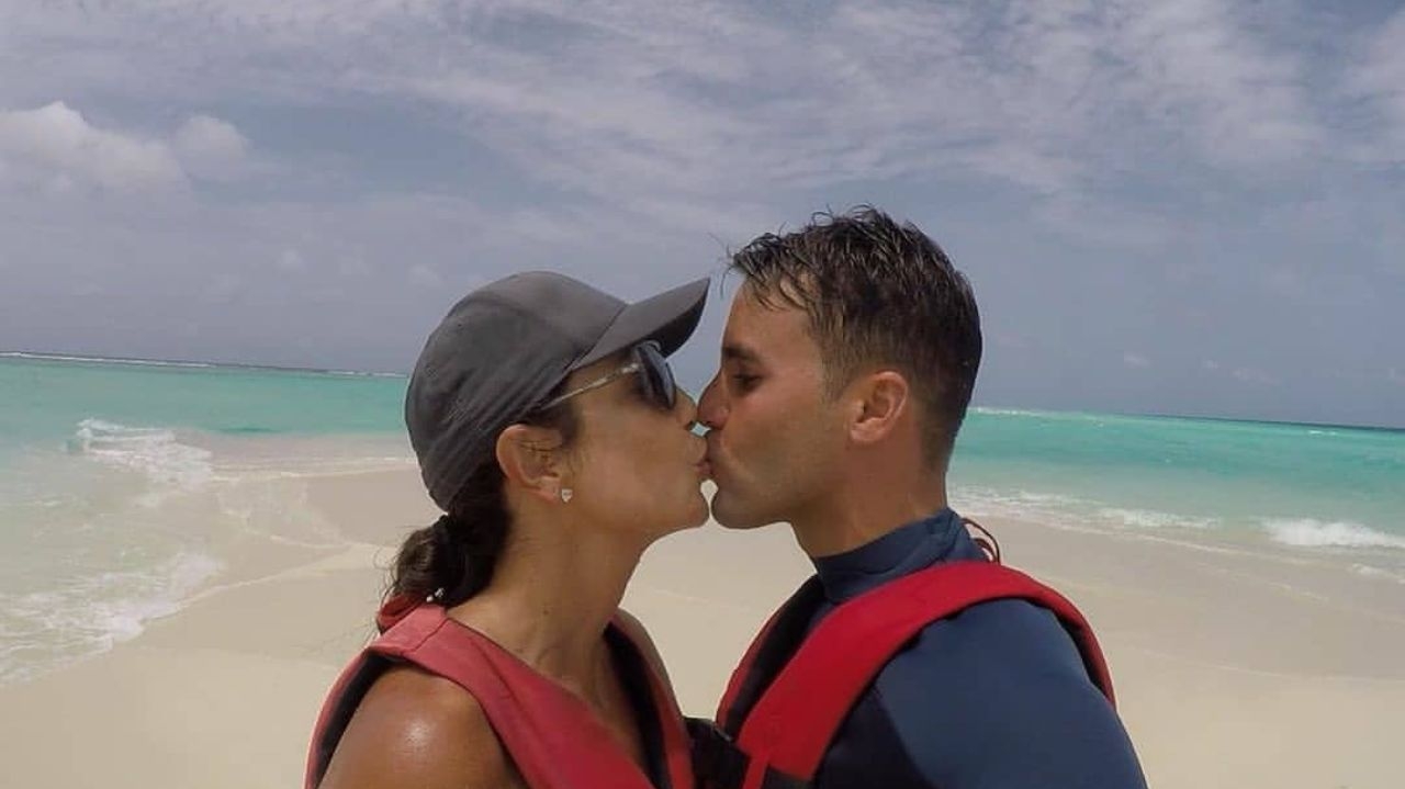 Marido de Ivete Sangalo se depara com baleias durante treino em alto-mar