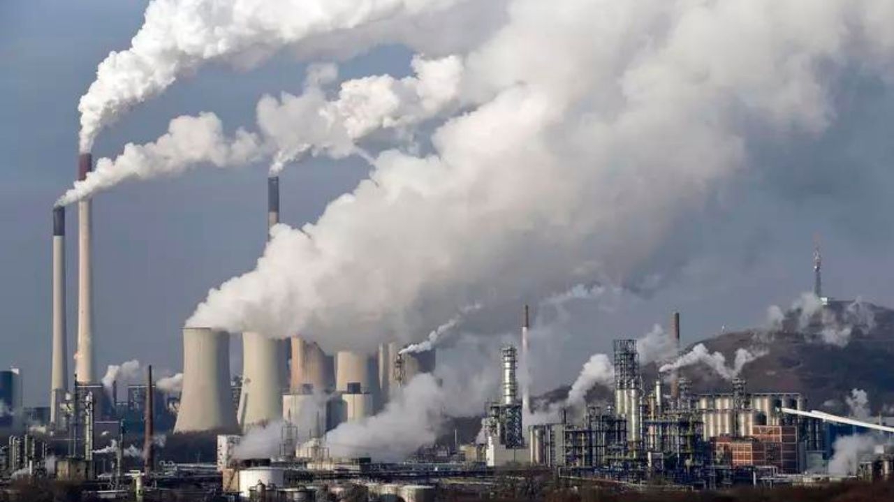 Pesquisa que defende bloquear a luz do Sol para resfriar a Terra é duramente criticada por cientistas
