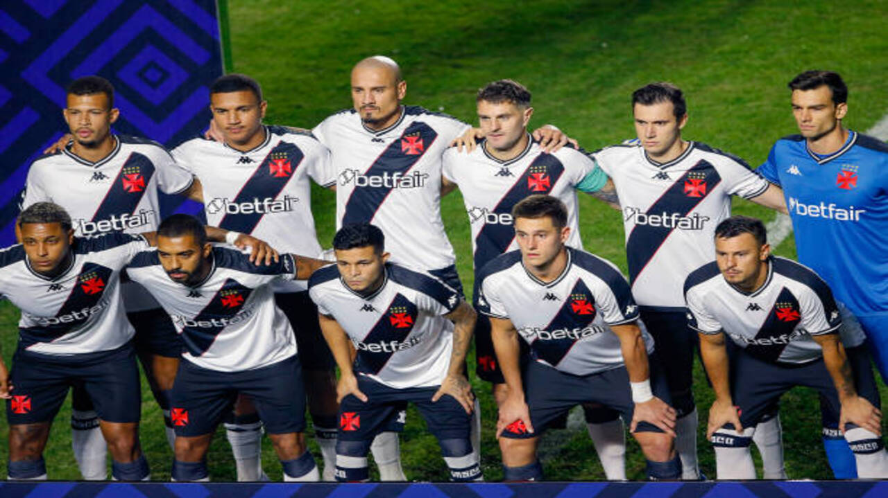 Vasco avança às quartas da Copa do Brasil ao superar Atlético-GO