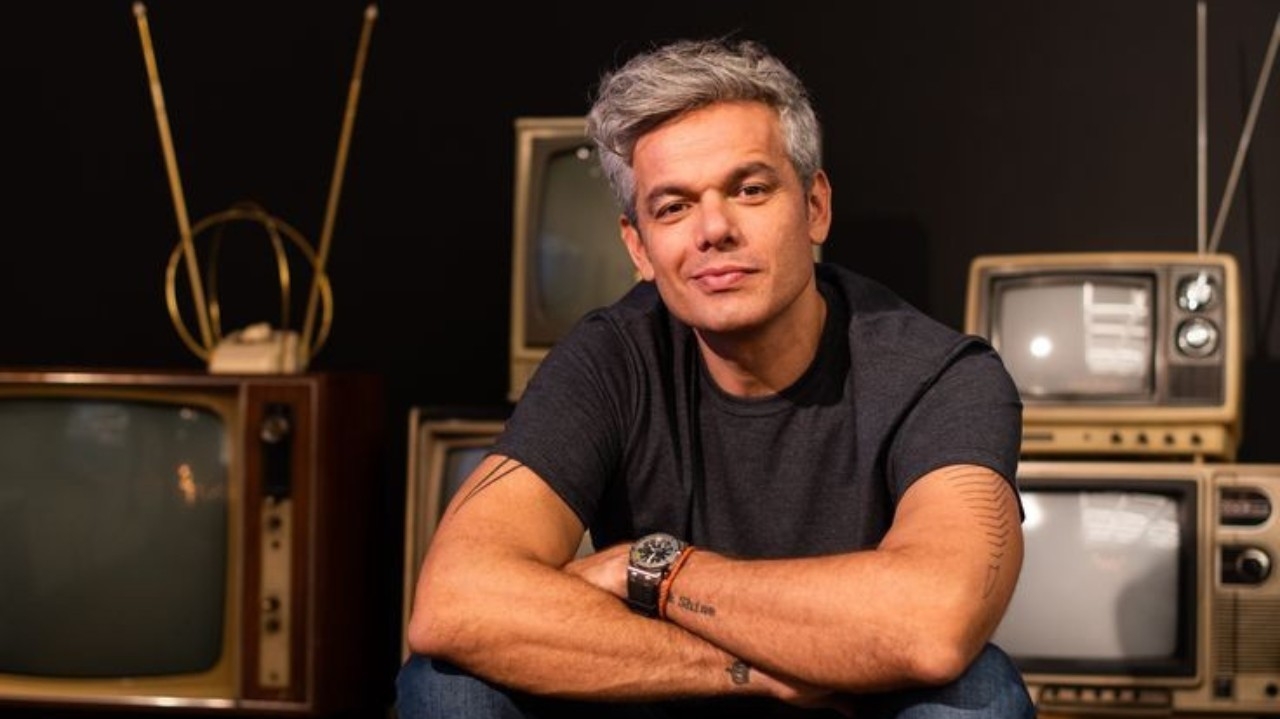 Otaviano Costa revela que precisou ser entubado após passar por uma operação cardíaca