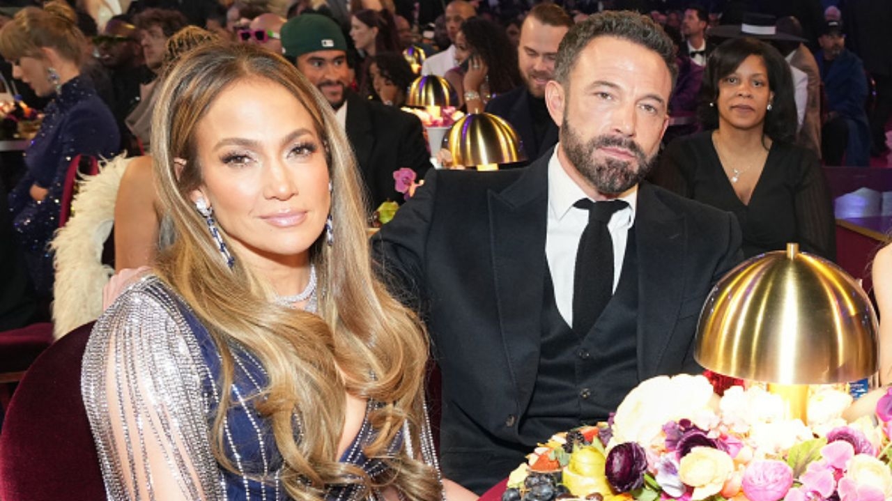 Mensagem gravada em aliança de noivado de Jennifer Lopez chama a atenção