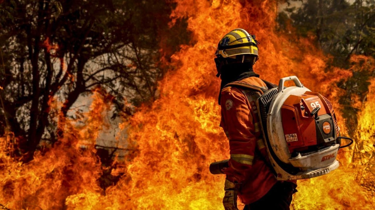 Incêndios atingem o interior de São Paulo e mobilizam apoio federal