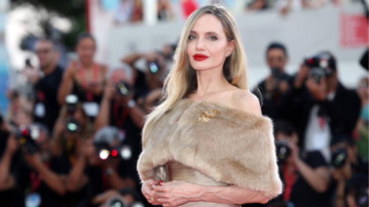 Angelina Jolie é aplaudida por 10 minutos pelo filme “Maria” no Festival de Veneza