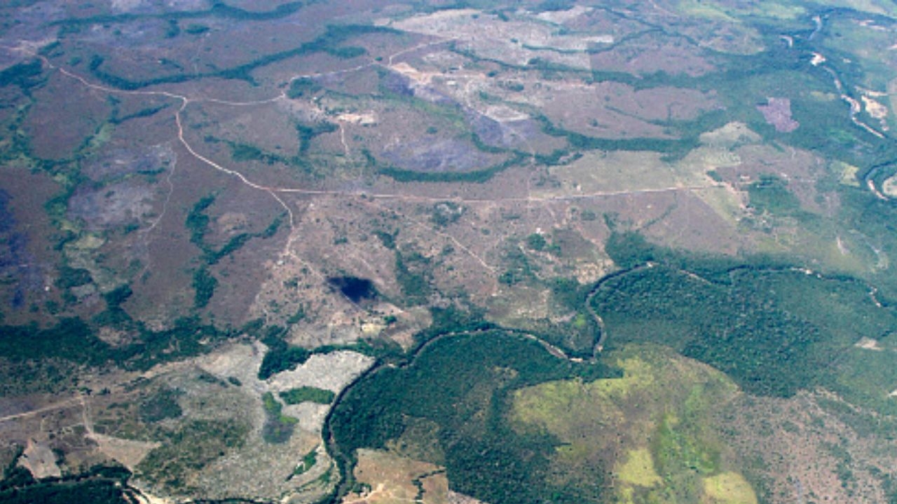 Amazônia registra seca histórica e a maior estiagem em anos, afetando todo o país