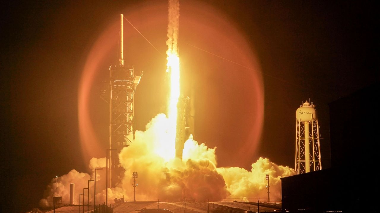 Missão Polaris Dawn é lançada após vários adiamentos