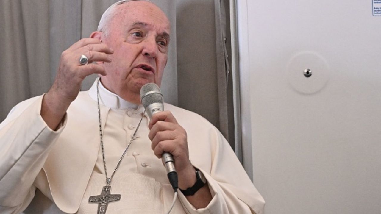 Papa Francisco pede que católicos dos EUA escolham o “mal menor” em crítica a Kamala Harris e Trump