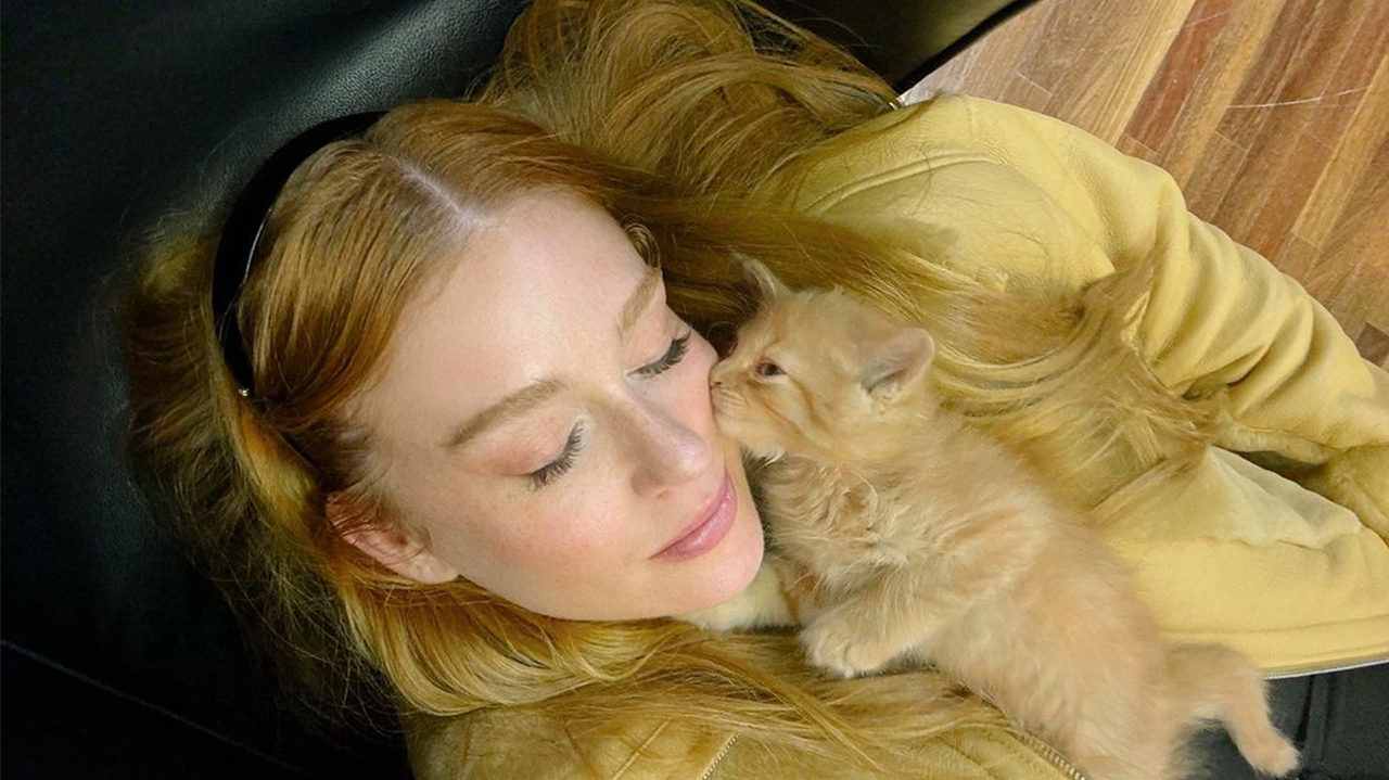 Marina Ruy Barbosa amplia a família e adota novo gato