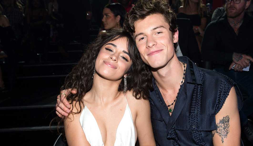 Camila Cabello fala sobre rumores de noivado com Shawn Mendes