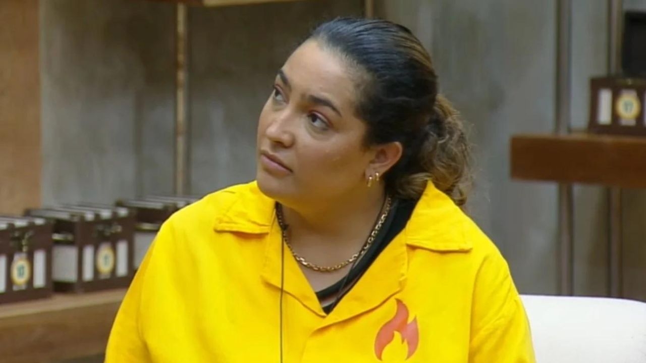 A Fazenda 16: Camila Moura vence a prova de fogo
