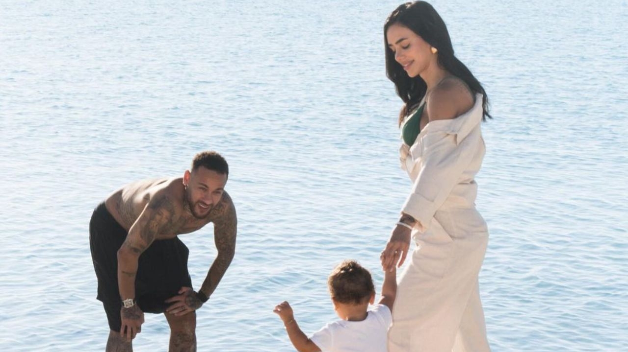 Neymar celebra momento especial com Bruna Biancardi e a filha Mavie