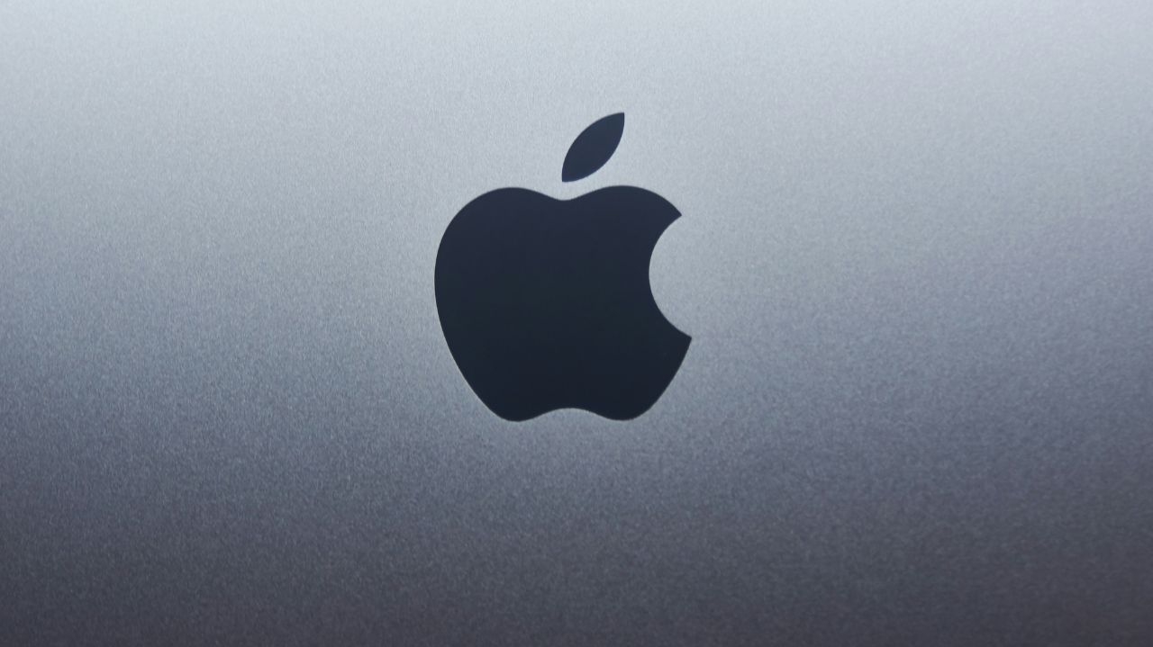 Apple perde valor de mercado pela primeira vez em 20 anos, mas continua no topo