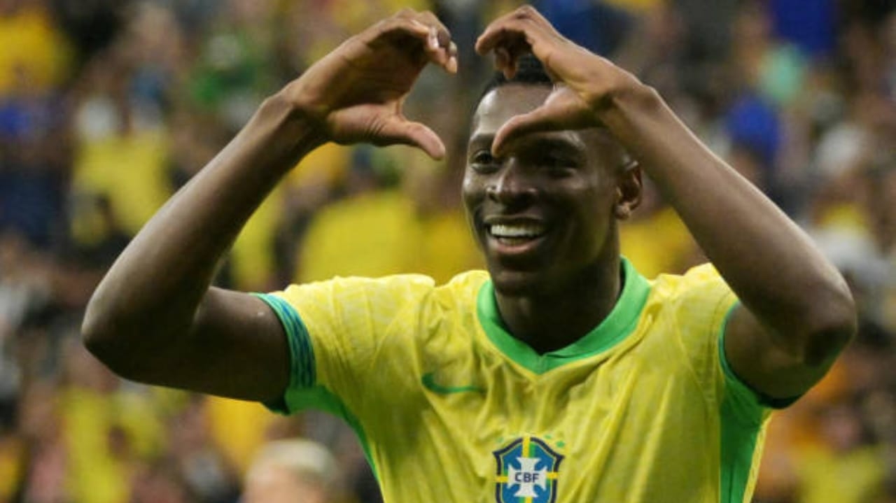 Luiz Henrique celebra goleada da seleção brasileira sobre o Peru