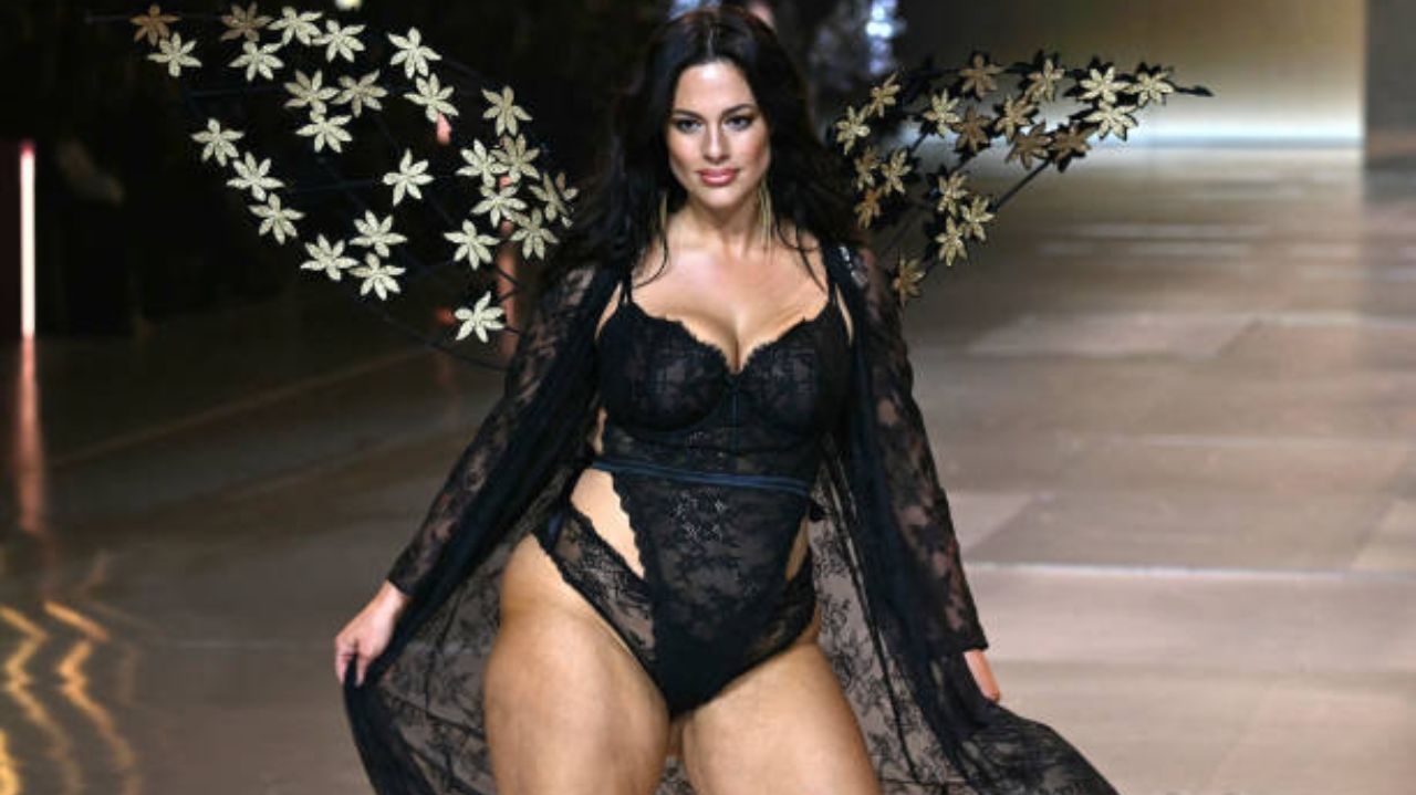 Ashley Graham garante a nova era da diversidade na moda