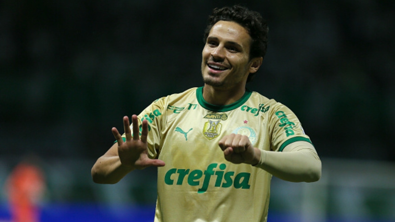 Após marcar três gols na última partida, Raphael Veiga mira o título do Brasileirão