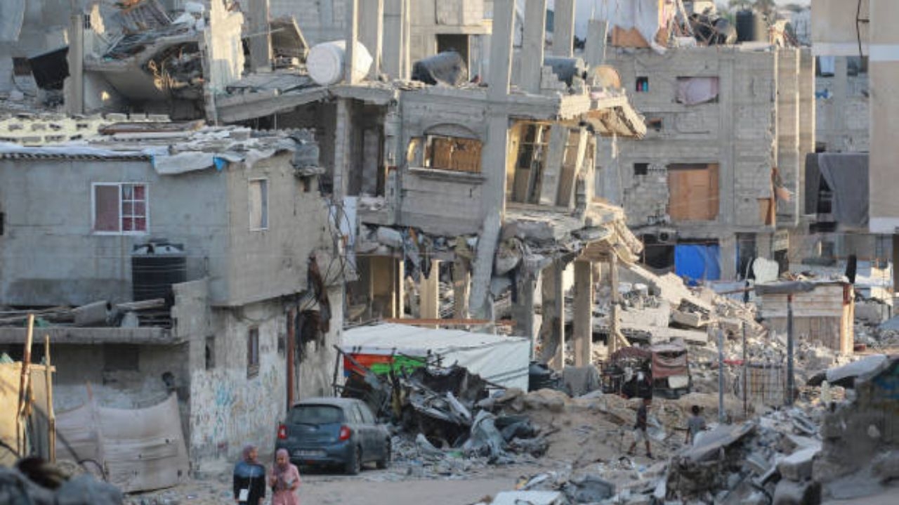 Jornalistas localizam crianças de um vídeo viral em Gaza