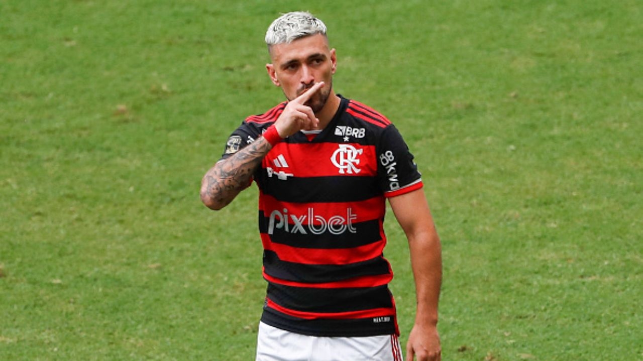 Arrascaeta faz história na Copa do Brasil