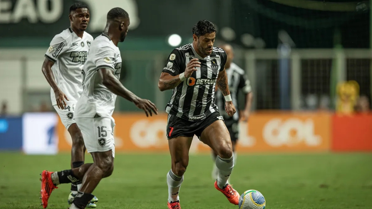 Hulk critica Luiz Henrique após jogo tenso no Brasileirão