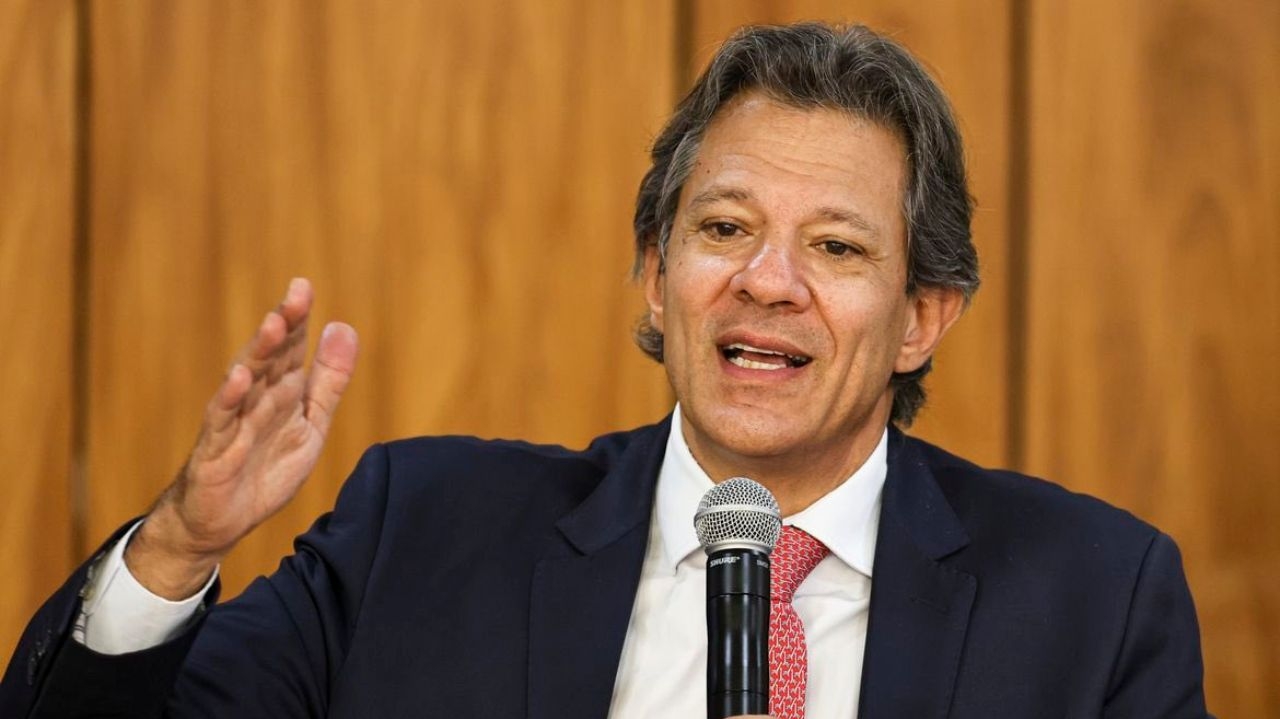 Pacote fiscal prevê economia de R$70 bilhões, mas ajustes ainda são necessários