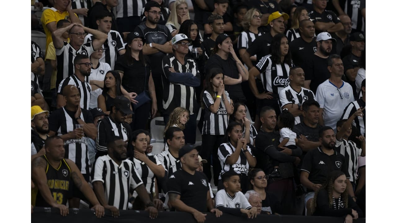Recém campeão da Libertadores, Botafogo tem semana de ouro para ganhar Brasileiro