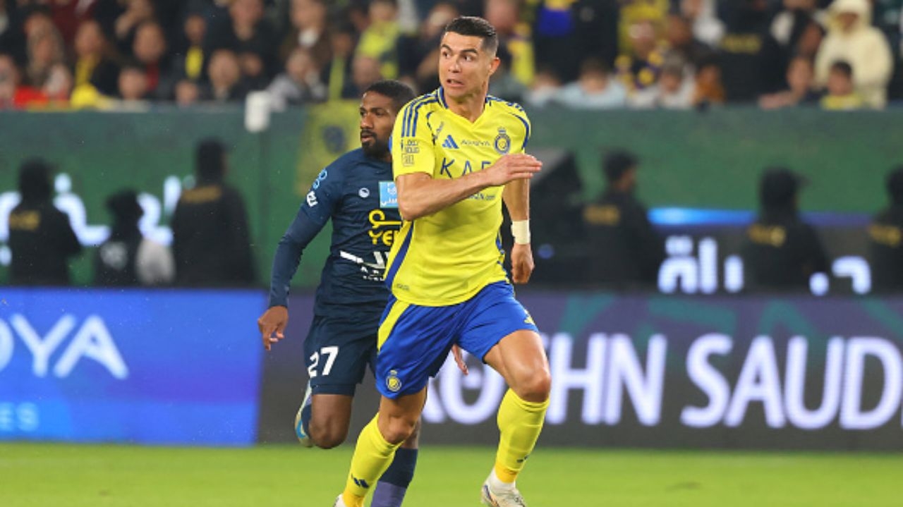 Al-Nassr vence e segue em busca dos líderes do campeonato