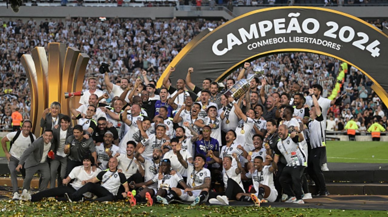 Botafogo quita premiação da Libertadores e encerra polêmica com elenco