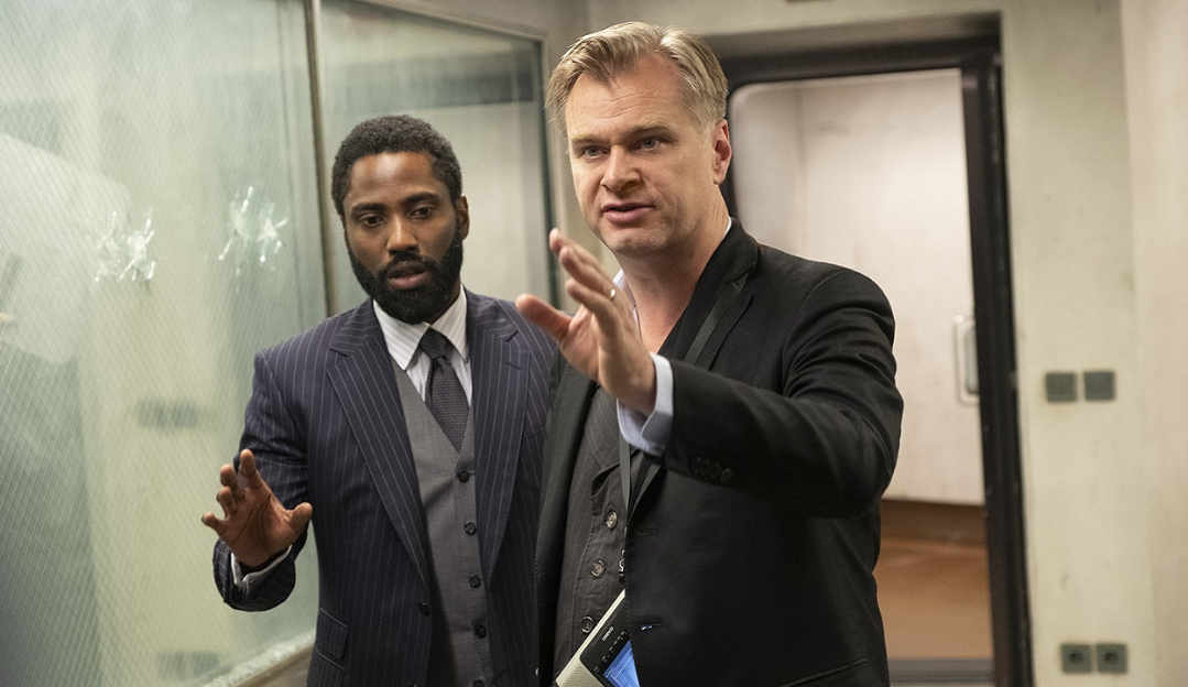 Christopher Nolan vai lançar filme sobre desenvolvimento das bombas atômicas