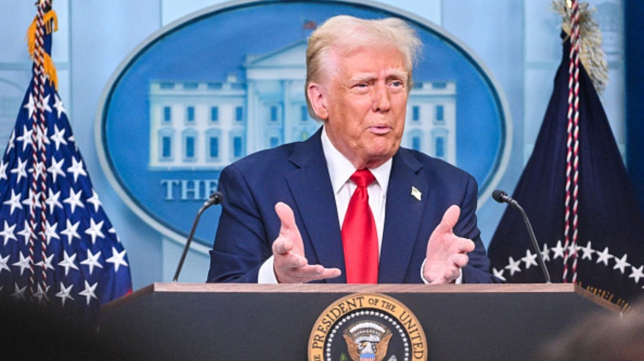 Trump confirma morte de todos os passageiros em tragédia aérea em Washington