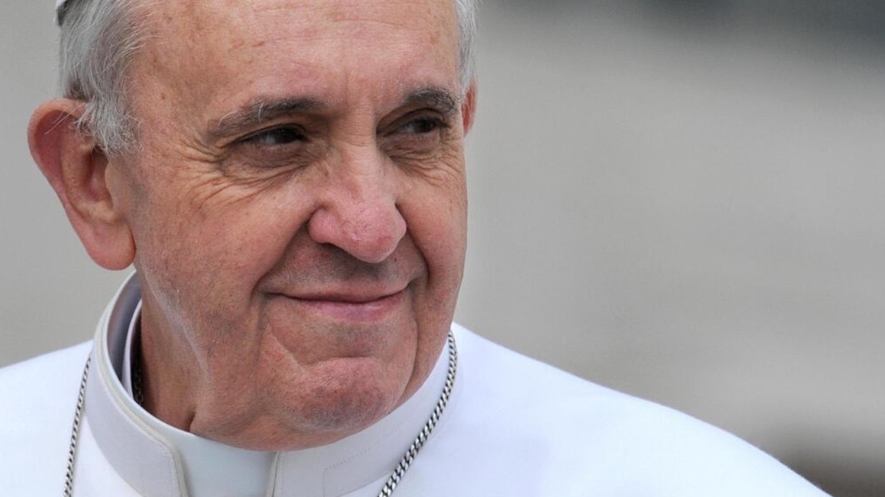 Papa Francisco critica deportações de Trump e pede: “Não cedam a narrativas discriminatórias”