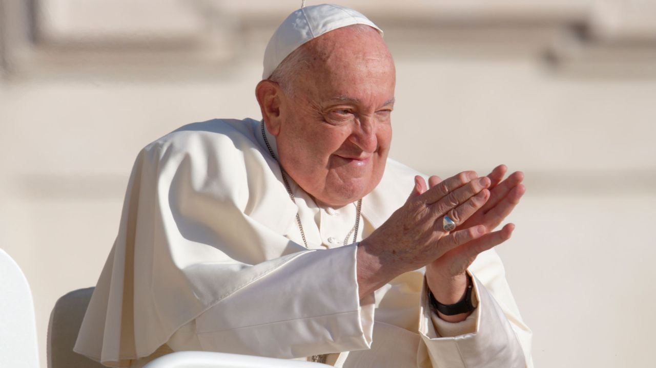 Papa Francisco apresenta melhoras em seu estado de saúde