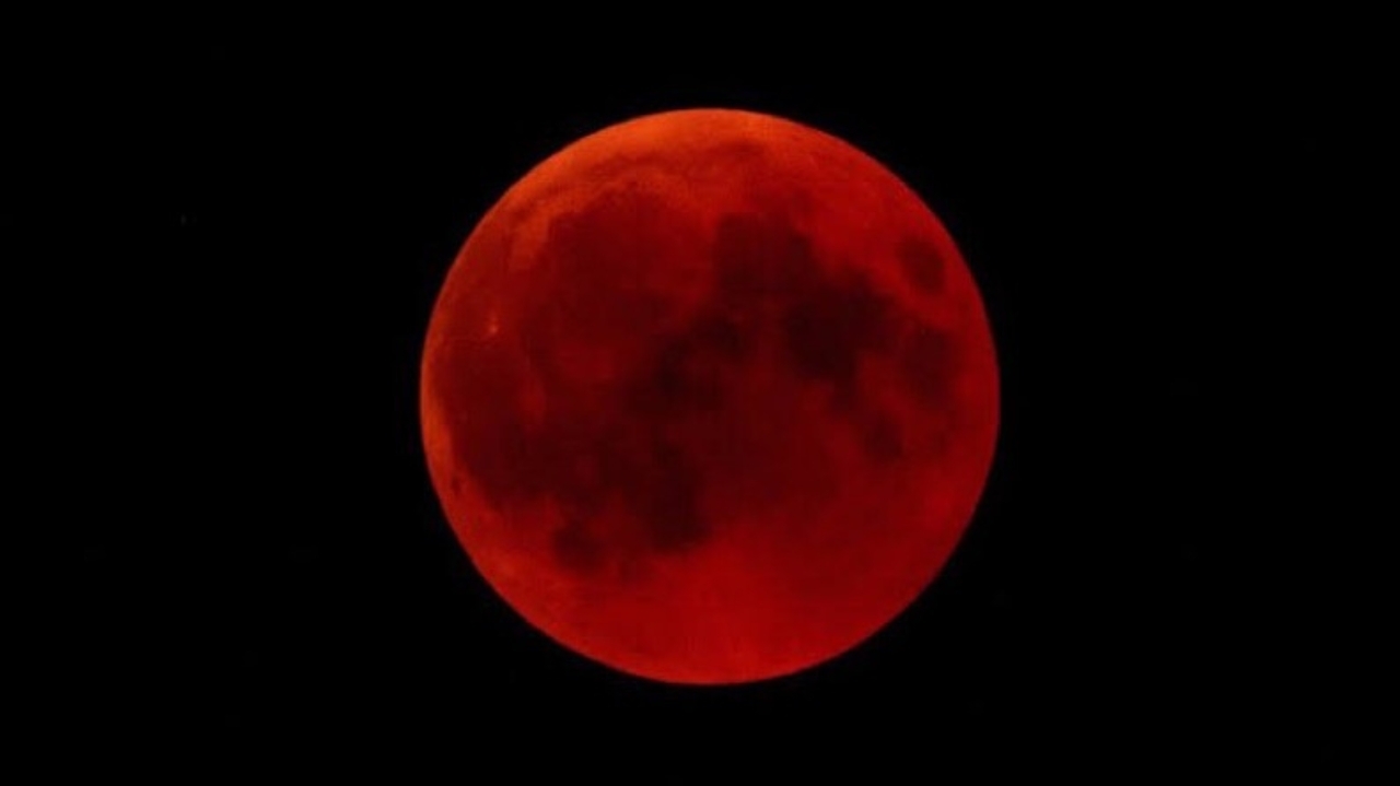 Na madrugada de sexta-feira acontece o primeiro eclipse total de 2025