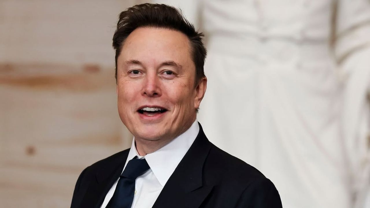 Justiça dos Estados Unidos indiciou três indivíduos por atos de “terrorismo” contra a Tesla