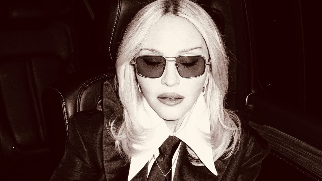 Madonna faz história ao recriar look icônico dos anos 80