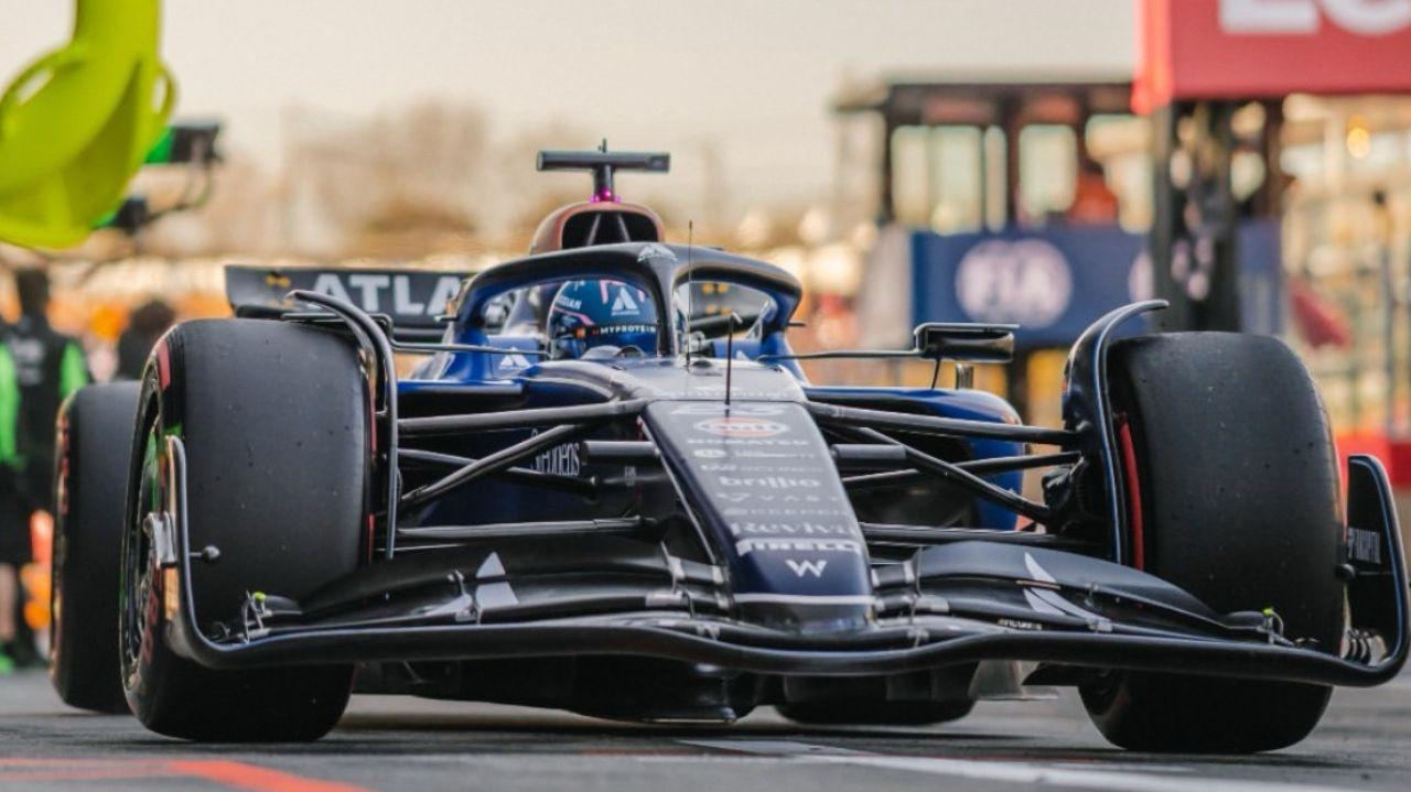 Carlos Sainz confunde localização dos boxes da Williams com o de sua antiga equipe, a Ferrari