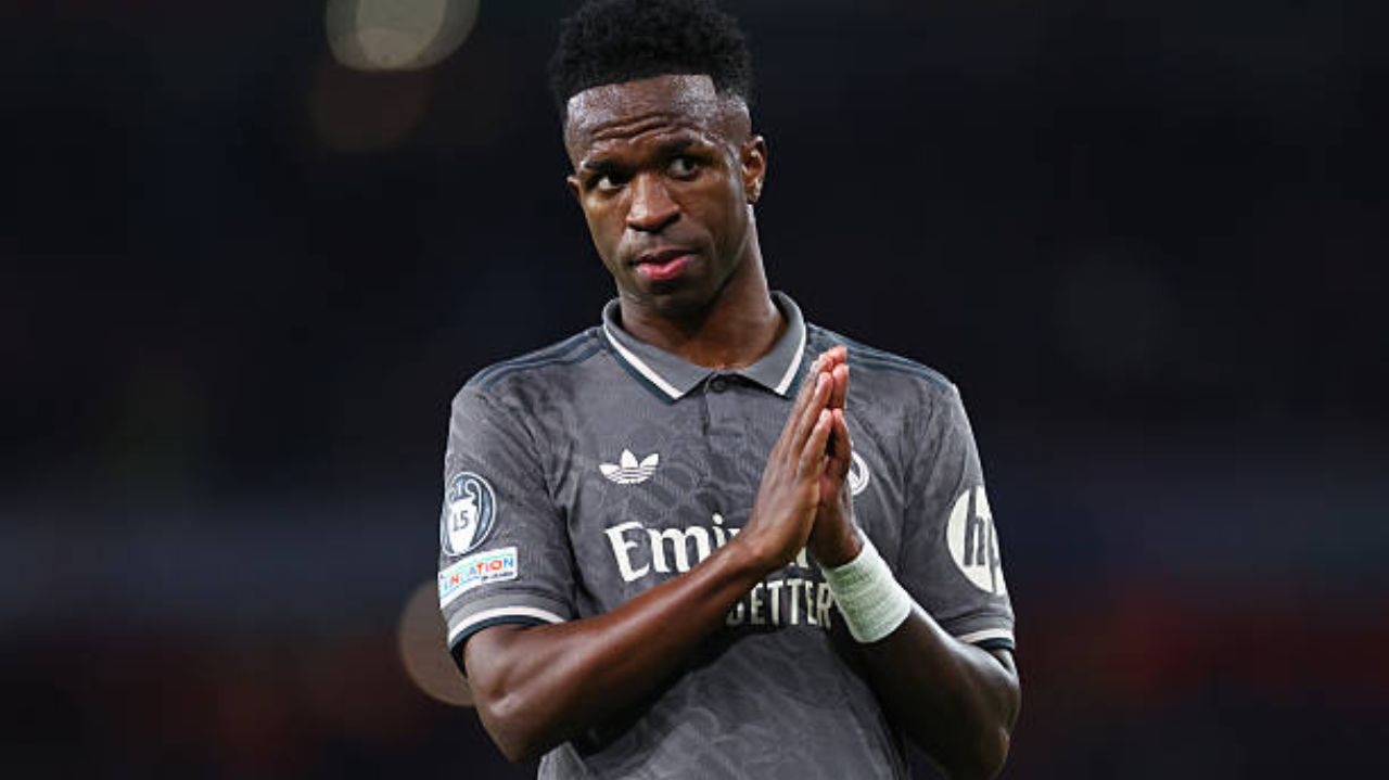 Jornal espanhol relaciona declínio de performance de Vini Jr. à perda da Bola de Ouro