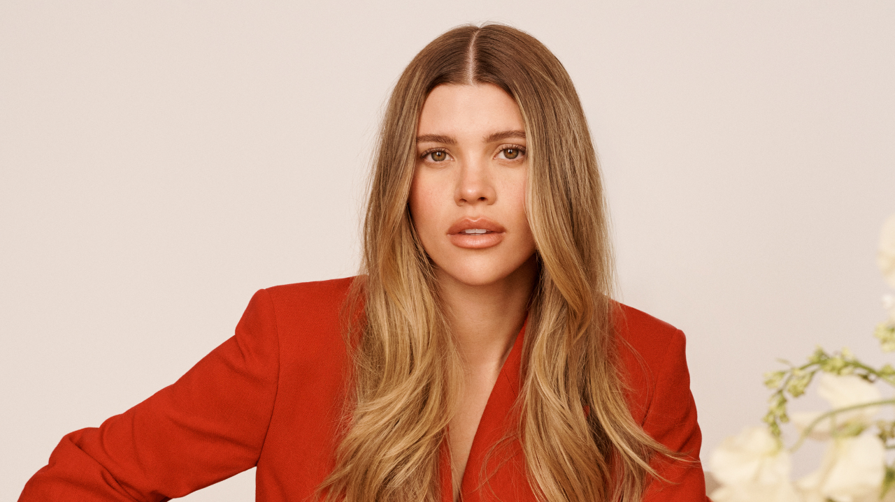 Tommy Hilfiger e Sofia Richie Grainge apresentam uma nova era de sofisticação em coleção colaborativa