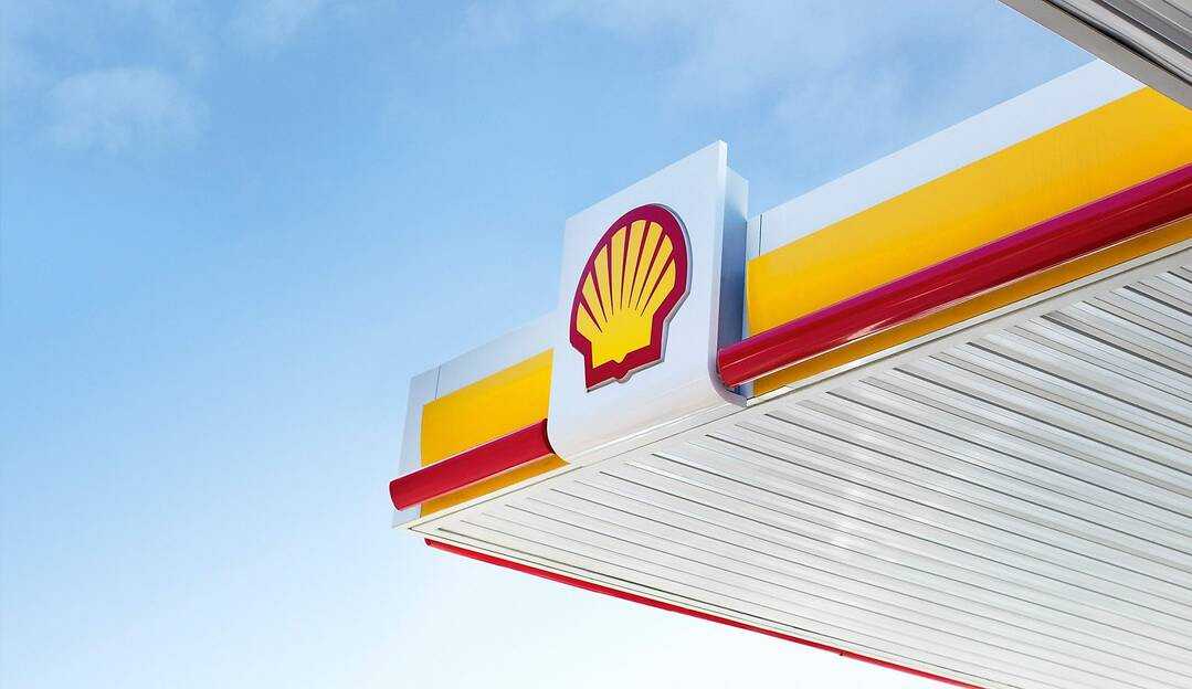 Shell cria estratégia de transição energética com o intuito de aumentar as receitas