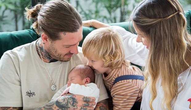 Shantal mostra o primeiro encontro dos filhos