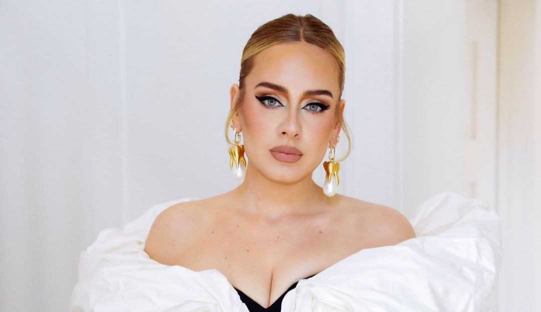 Brasileiros invadem live da Adele e debocham de acusação de plágio