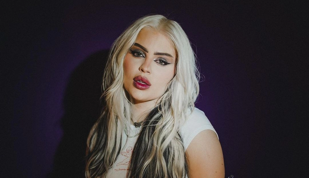 Luiza Sonza fala sobre vida sexual e solteirice