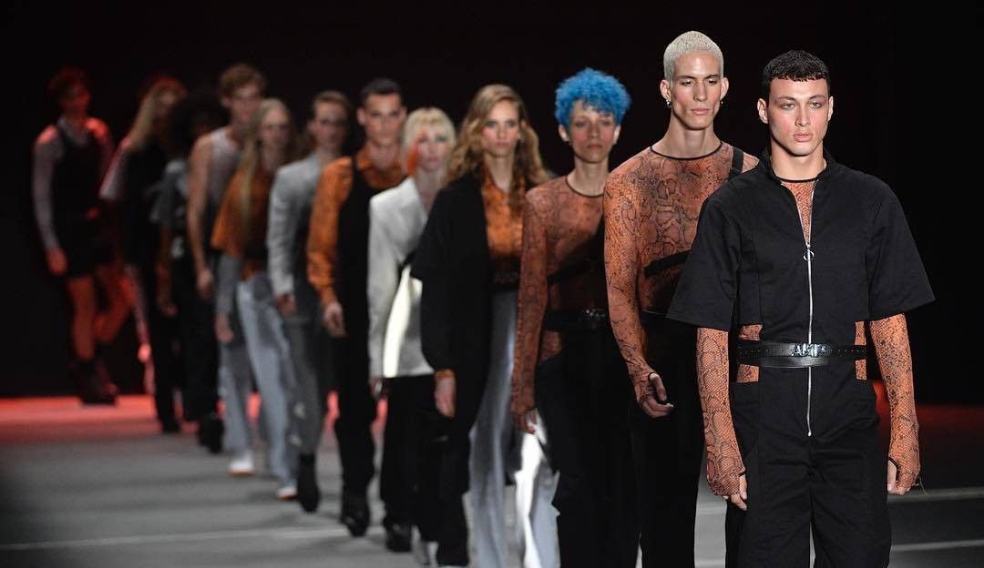 SPFW anuncia nova programação que terá 48 desfiles em formatos híbridos