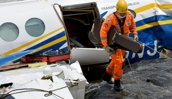 Avião de Marília Mendonça vai para aeroporto de onde devia ter pousado para perícia