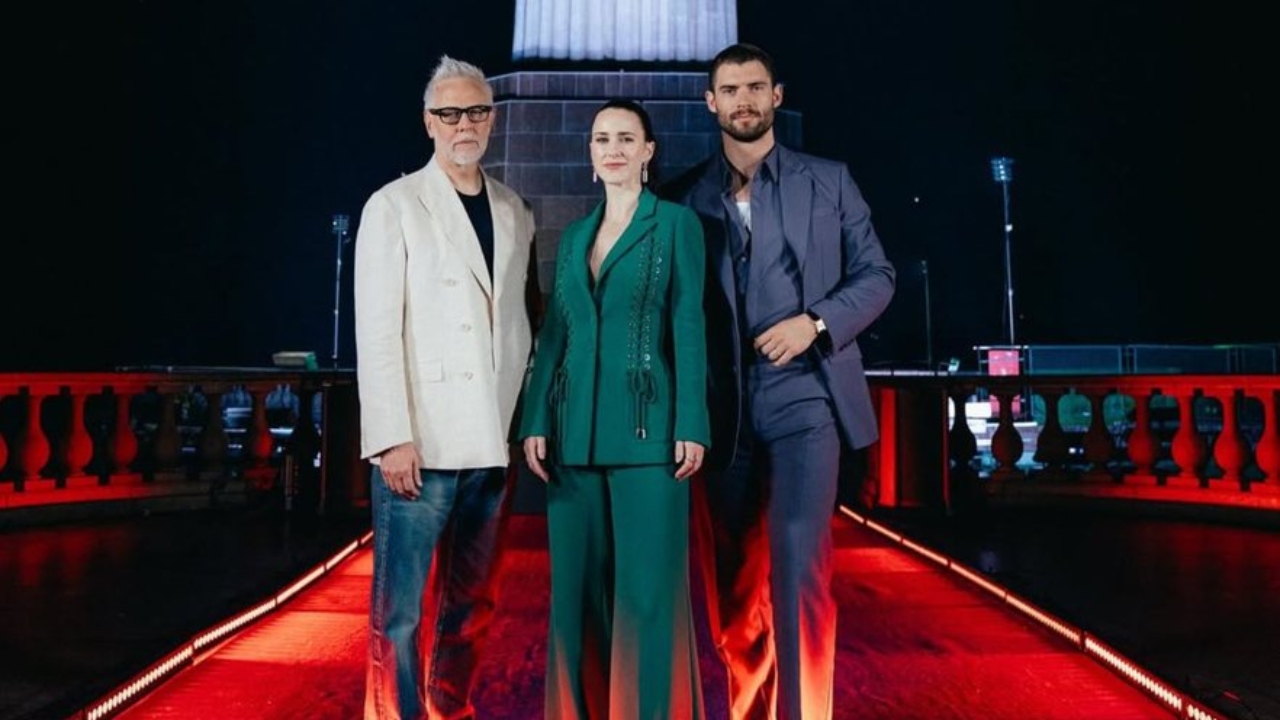 Elenco de Superman em foto no Cristo Redentor | Reprodução/Instagram/Warner Bros.