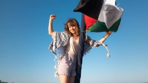 Greta Thunberg acusa Israel de detenção ilegal após tentativa de levar ajuda a Gaza