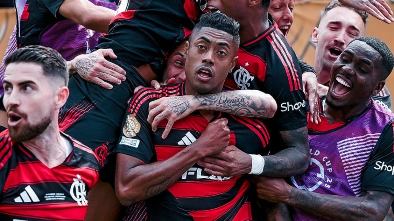 Bruno Henrique tem tarde mágica em vitória do Flamengo sobre o Chelsea na Copa do Mundo de Clubes | Reprodução/Instagram/@flamengo/ @dazn