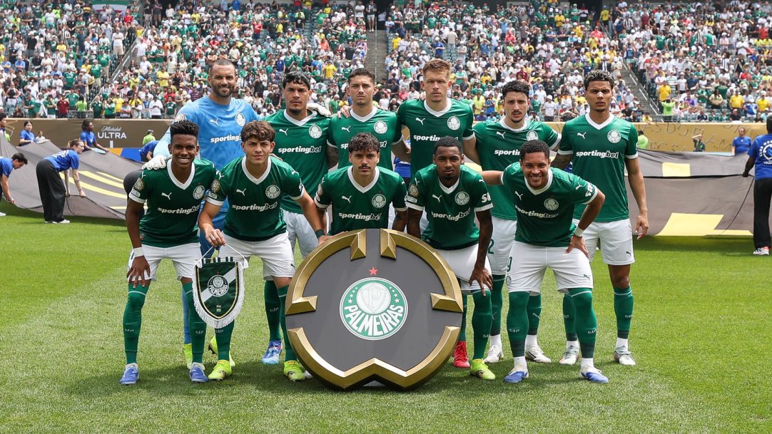 Clássico brasileiro no Mundial termina com vitória palmeirense e classificação