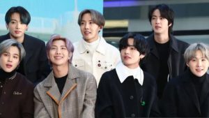 J-Hope confirma comeback do BTS com álbum e turnê mundial