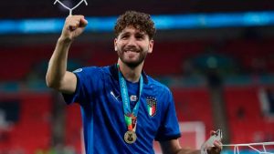 Locatelli treina sem restrições e deve reforçar a Juventus na estreia do Mundial