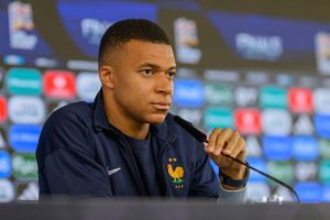 Mbappé muda de ideia sobre candidato a vencer a Bola de Ouro 2025